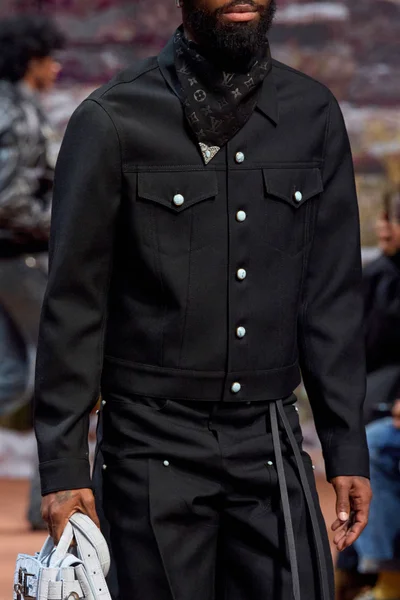 Look 192